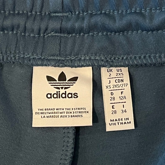 Adidas Originals Women’s Teal Blue SST Track Pants, Size US 2XS - Picture 5 of 6